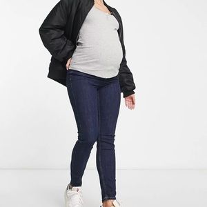 ASOS Maternity Skinny Jeans NWT Size 10